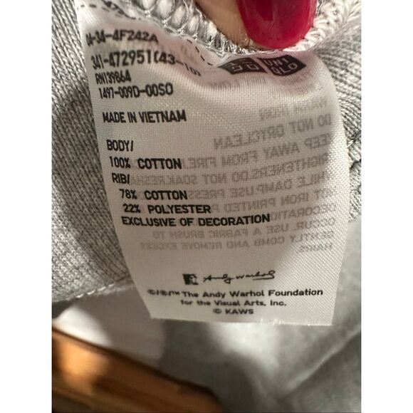 KAWS + WARHOL x UNIQLO UT Collaboration Grey Banana Sweatshirt, Size XL, NWT - Picture 7 of 7
